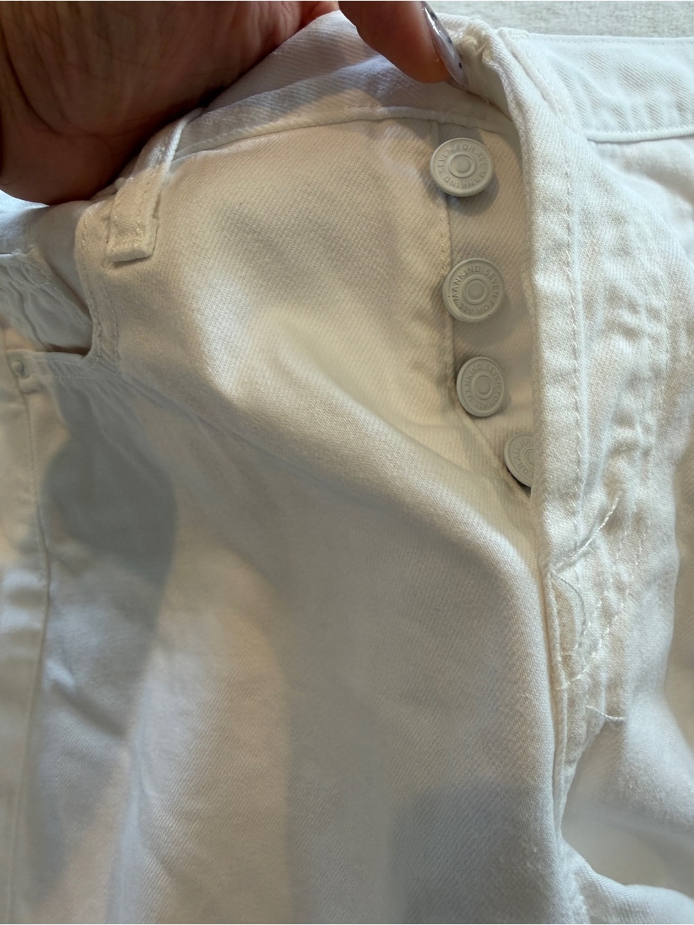 7 for All Mankind Shorts - Picture 4 of 6